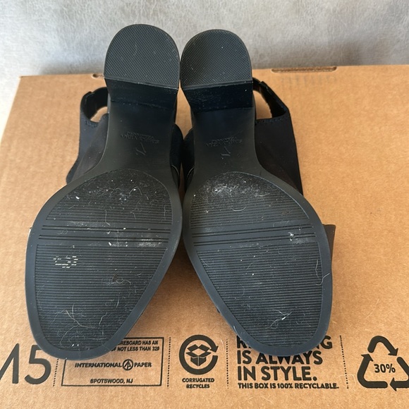 Black open toe chunky heel - Picture 5 of 6